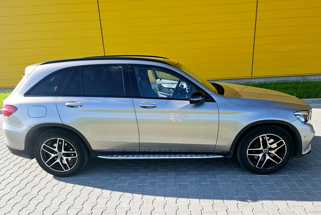 Mercedes-Benz GLC cena 165000 przebieg: 91214, rok produkcji 2019 z Koszalin małe 211